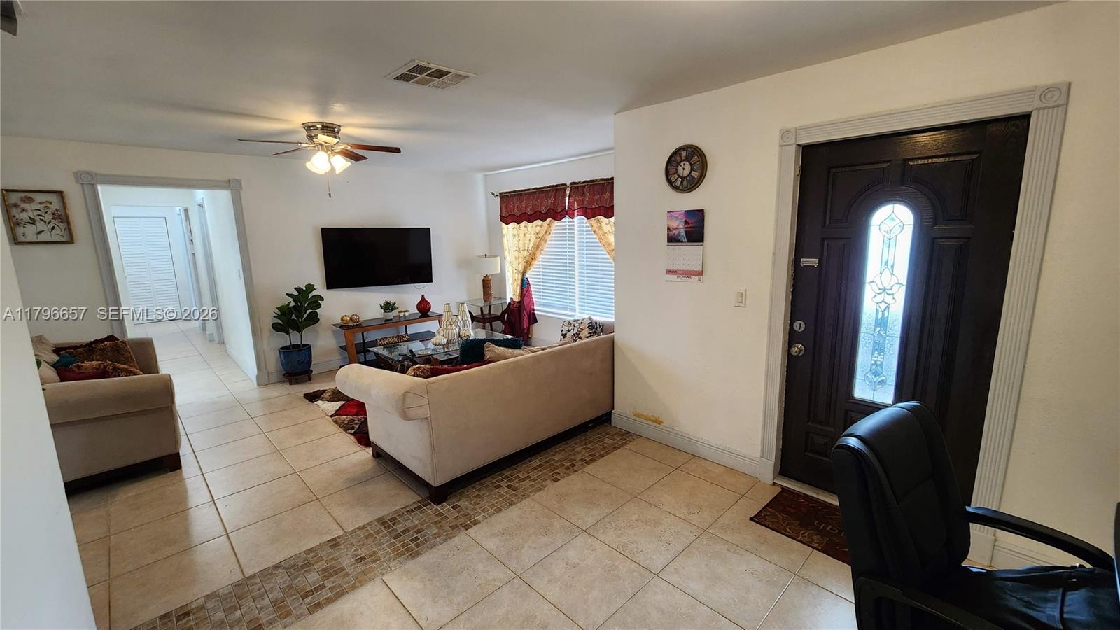 6881 3 / 2 1375 sq. ft. $ 2026-10-03 0 Photo