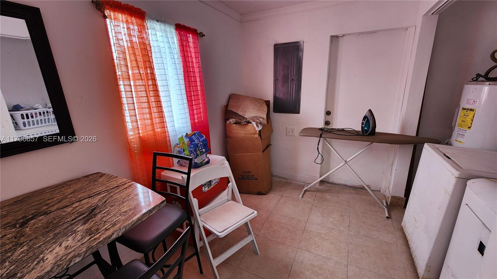 6881 3 / 2 1375 sq. ft. $ 2026-10-03 0 Photo