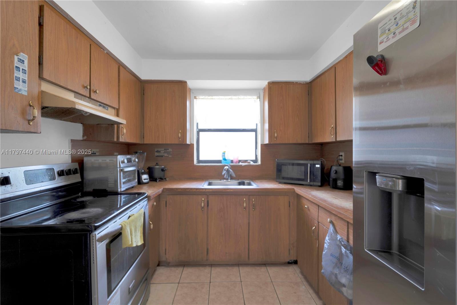 Ver detalles / 2037 sq. ft. $ 2025-05-06 0 foto