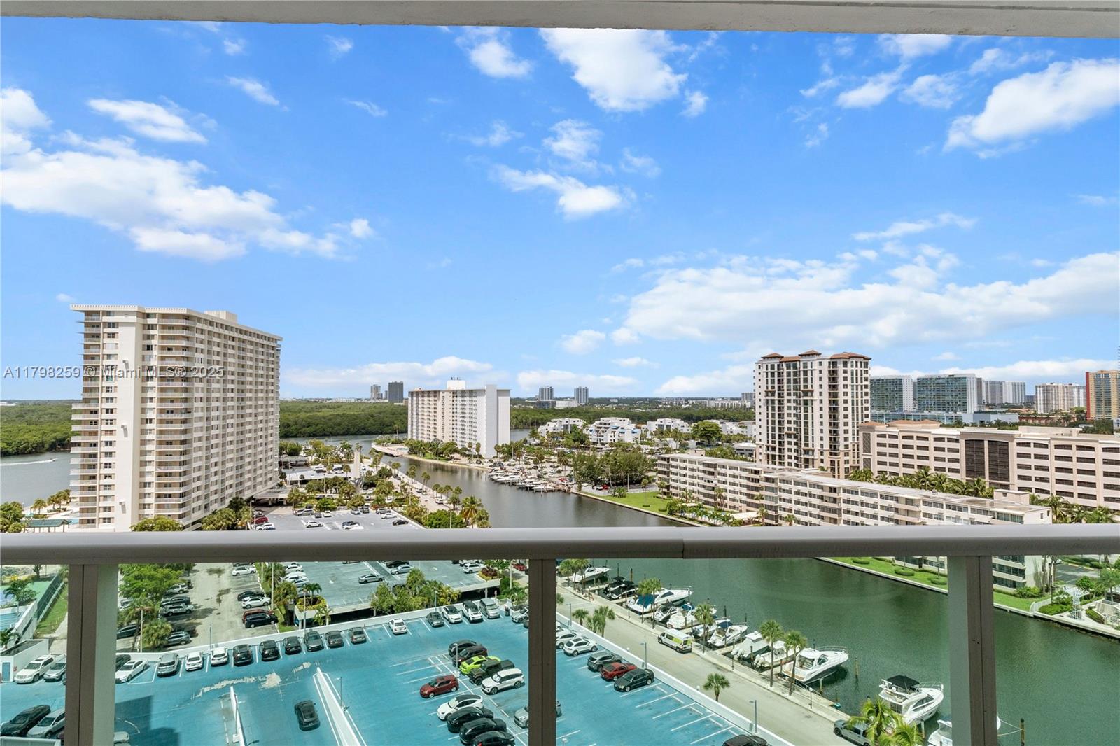 See details 1502 1 / 2 991 sq. ft. $ 2025-08-04 0 Photo