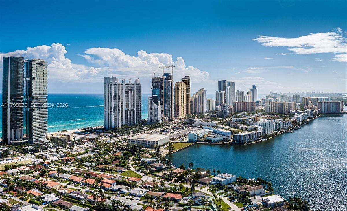   /  1375 кв.футов $ 2025-12-03 0 Фото