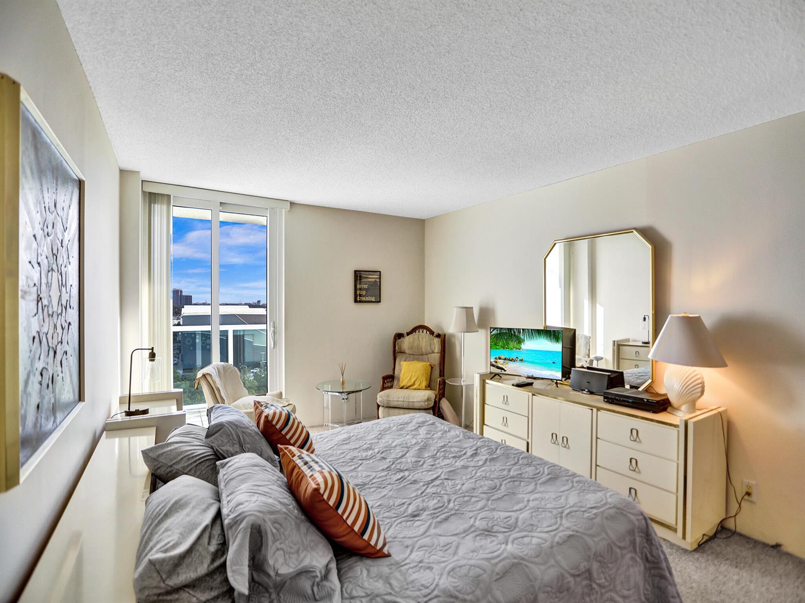 1125 2 / 2 1357 sq. ft. $ 2025-10-14 0 foto