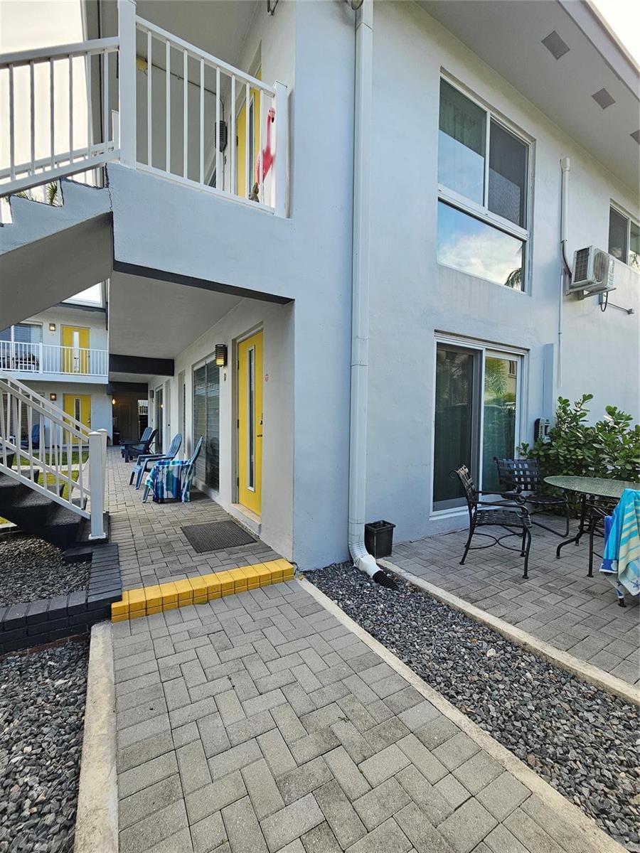 See details / 0 sq. ft. $ 2025-11-04 0 Photo