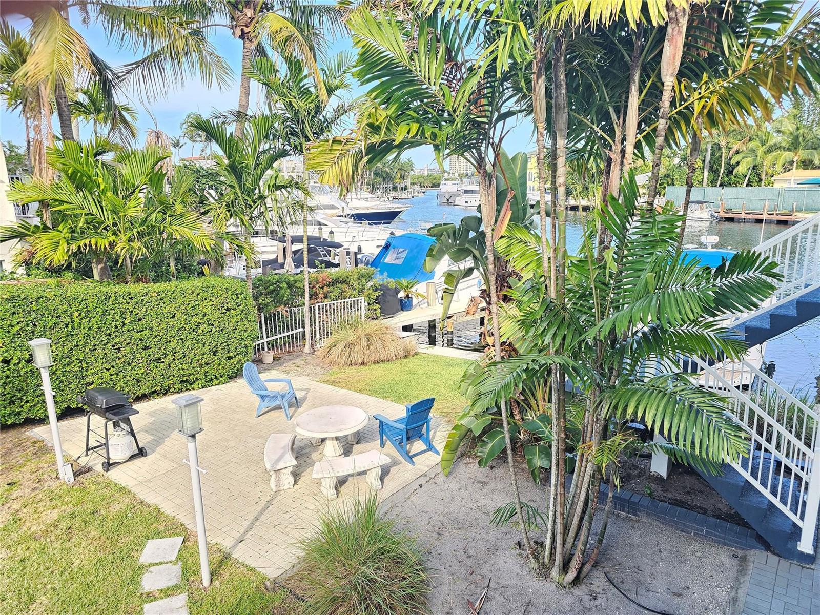 See details / 0 sq. ft. $ 2025-11-04 0 Photo