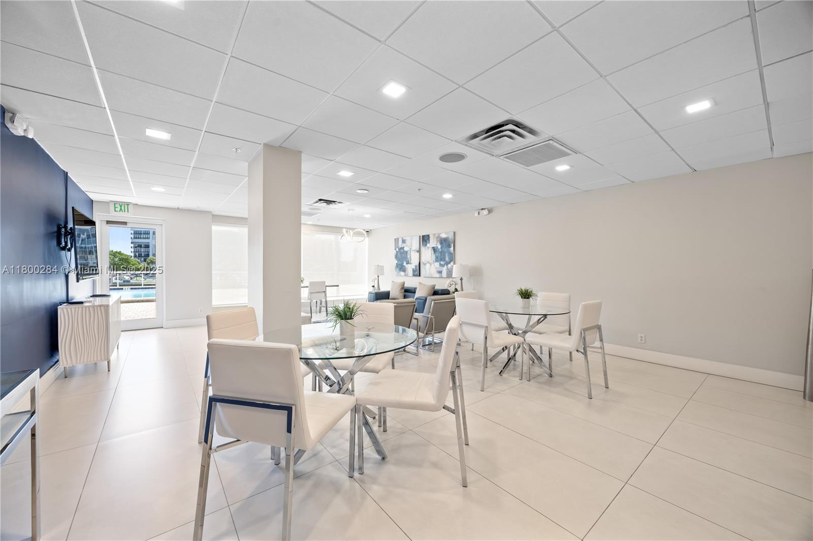 Photo of 3000 Ocean Dr  #1416, Hollywood, Florida, 33019 - 