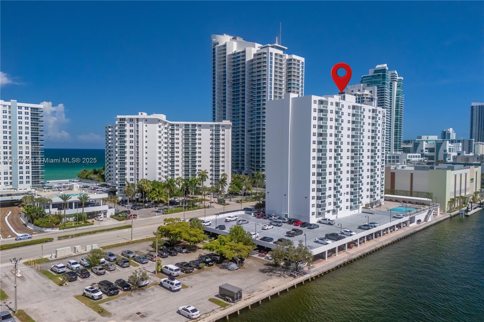 Photo of 3000 Ocean Dr  #1416, Hollywood, Florida, 33019 - 
