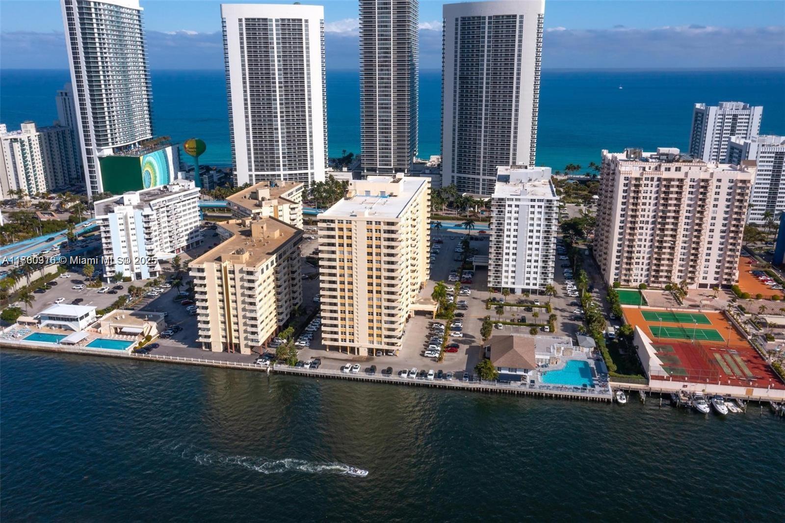 Photo of 1833 Ocean Dr  #1708, Hallandale Beach, Florida, 33009 - 
