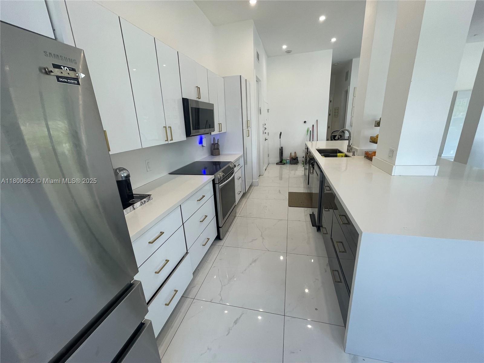 Photo of 2751 Ocean Dr  #208N, Hollywood, Florida, 33019 - Then converted into full bedroom