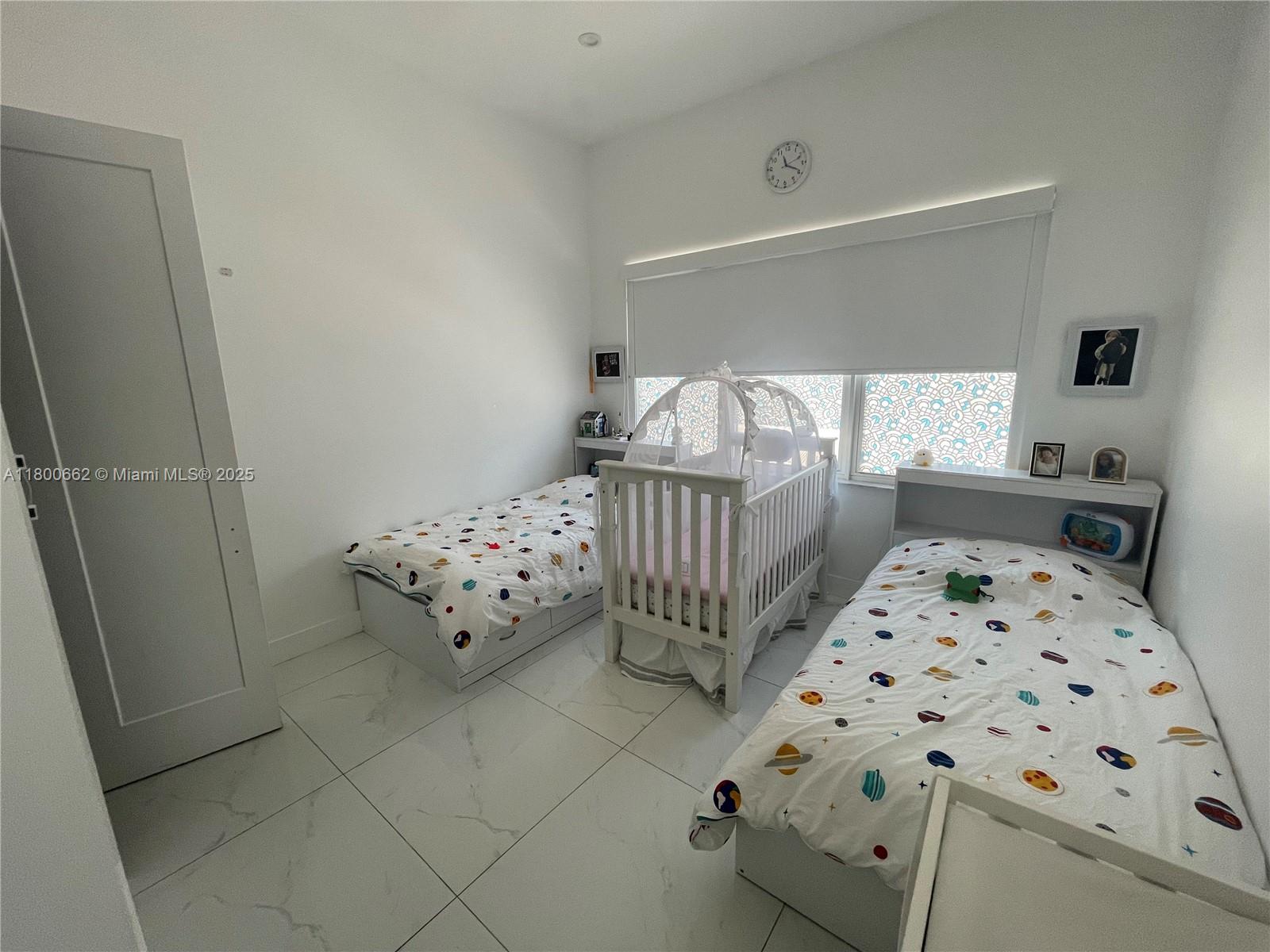 Photo of 2751 Ocean Dr  #208N, Hollywood, Florida, 33019 - LOBBY LEADING TO THE POOL