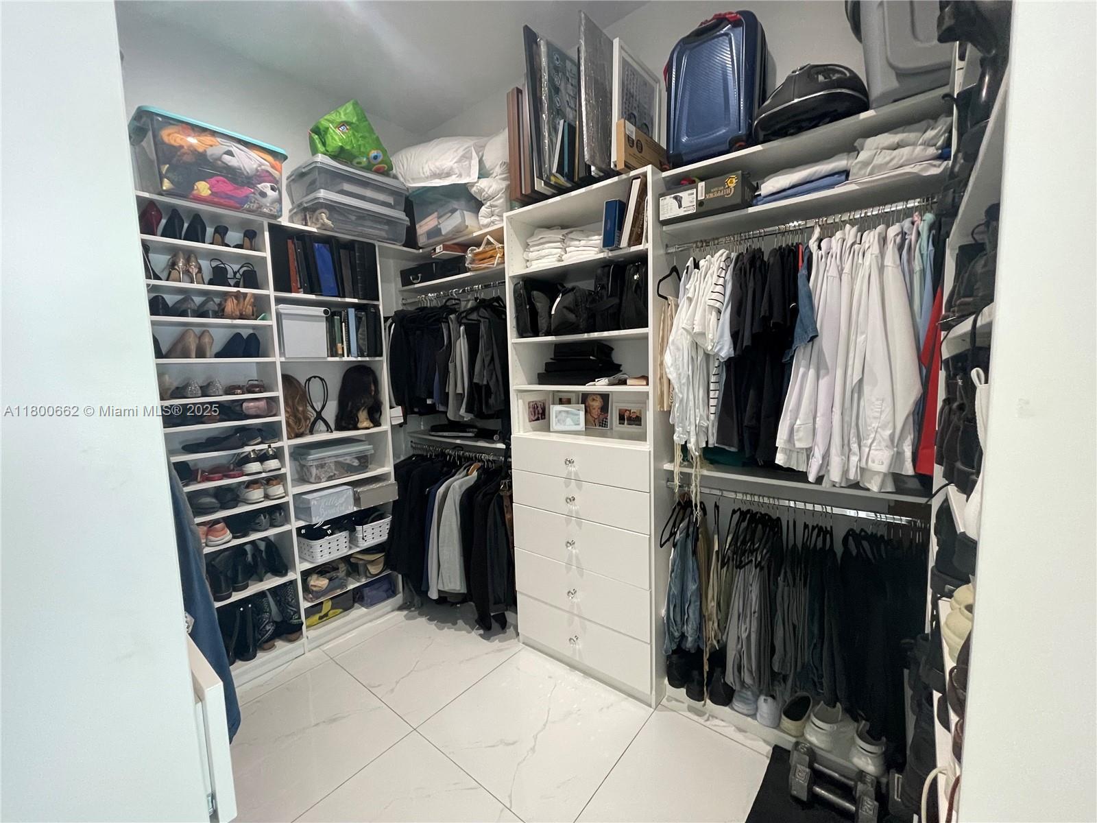 Photo of 2751 Ocean Dr  #208N, Hollywood, Florida, 33019 - 