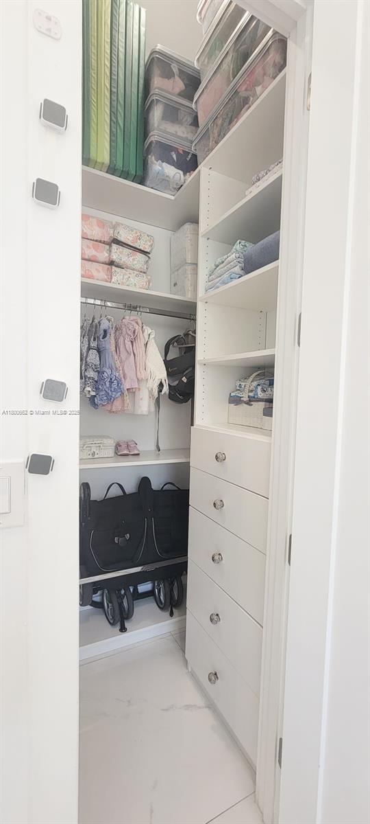 Photo of 2751 Ocean Dr  #208N, Hollywood, Florida, 33019 - 