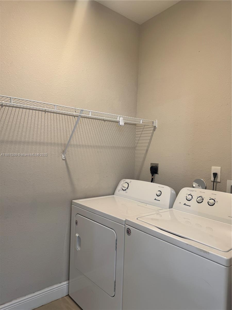 See details / 2840 sq. ft. $ 2025-07-25 0 Photo