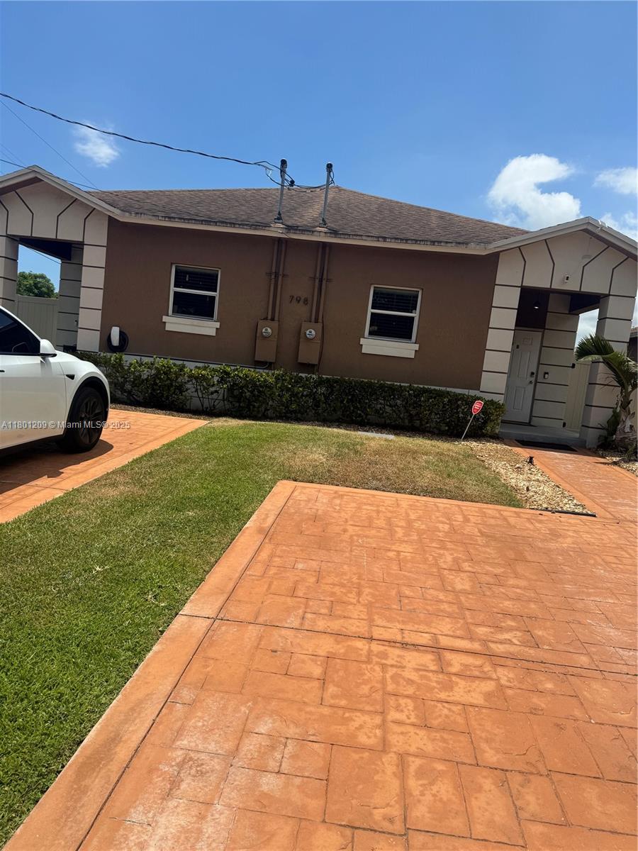 See details / 2840 sq. ft. $ 2025-07-25 0 Photo