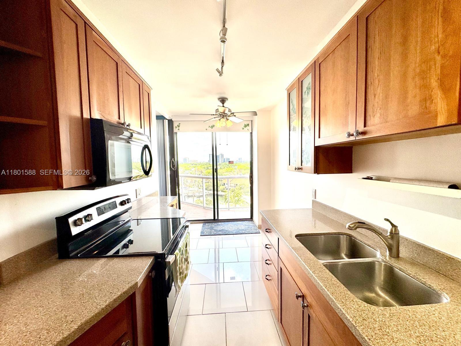 Photo of 3610 Yacht Club Dr #810, Aventura, Florida, 33180 -