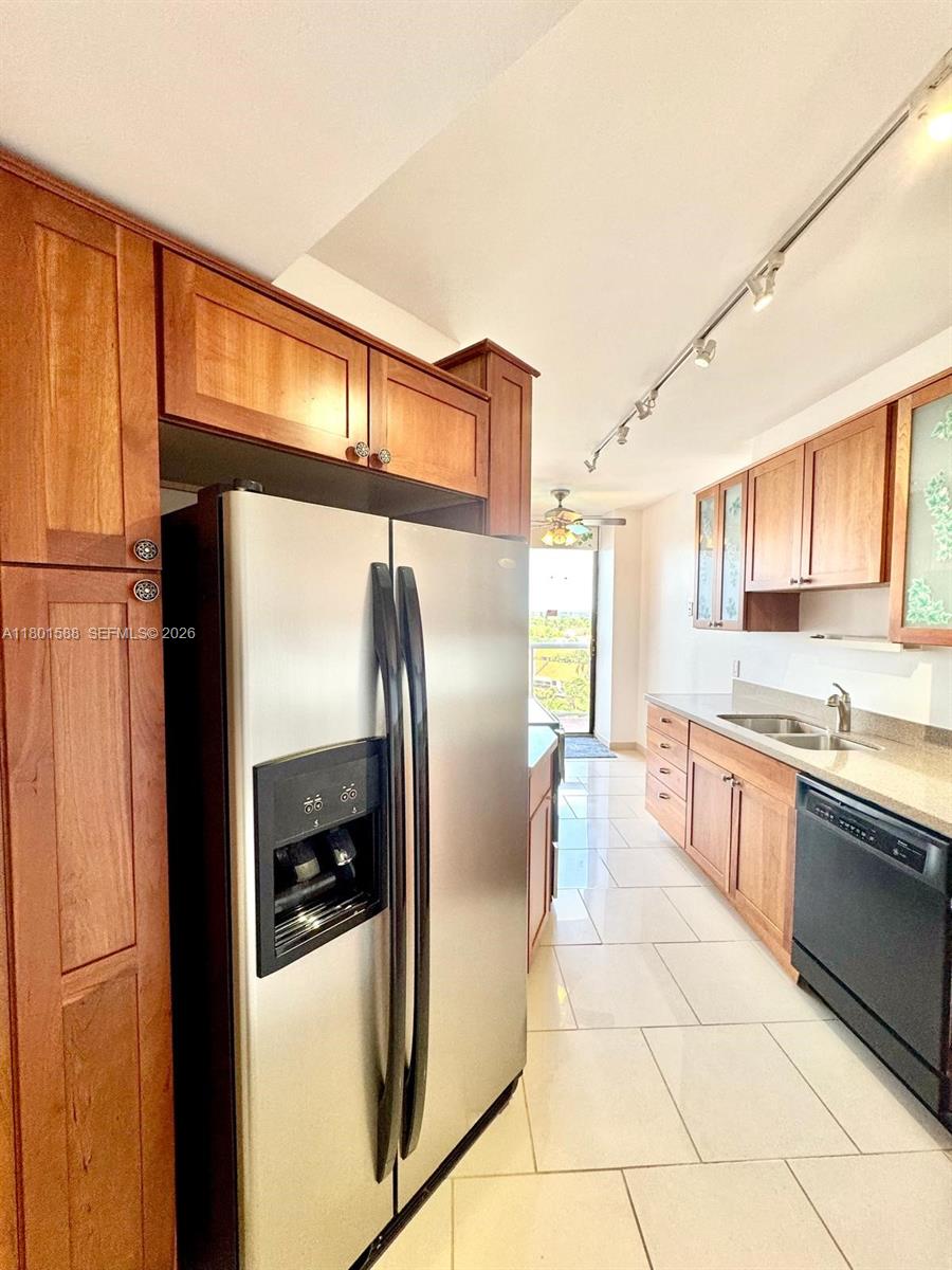 Photo of 3610 Yacht Club Dr #810, Aventura, Florida, 33180 -