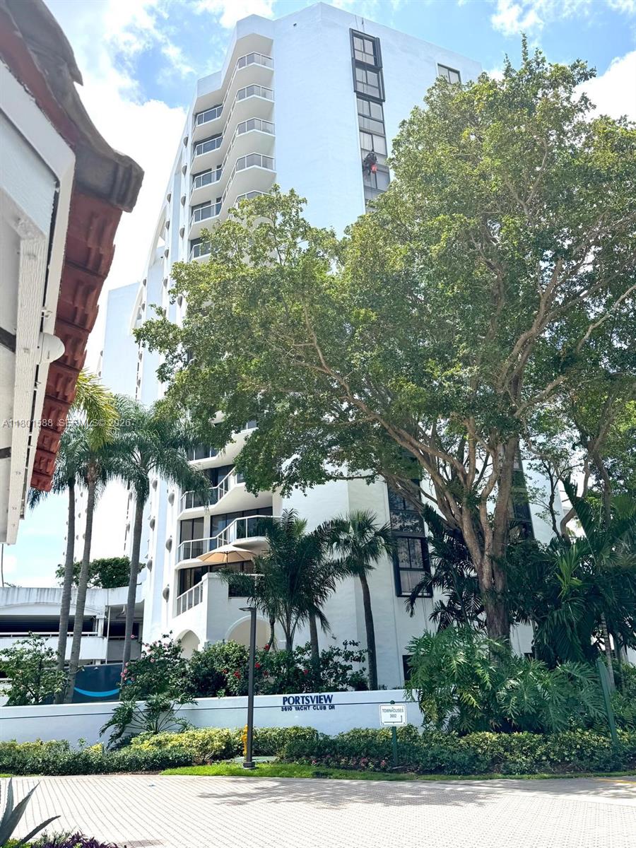 Photo of 3610 Yacht Club Dr #810, Aventura, Florida, 33180 -