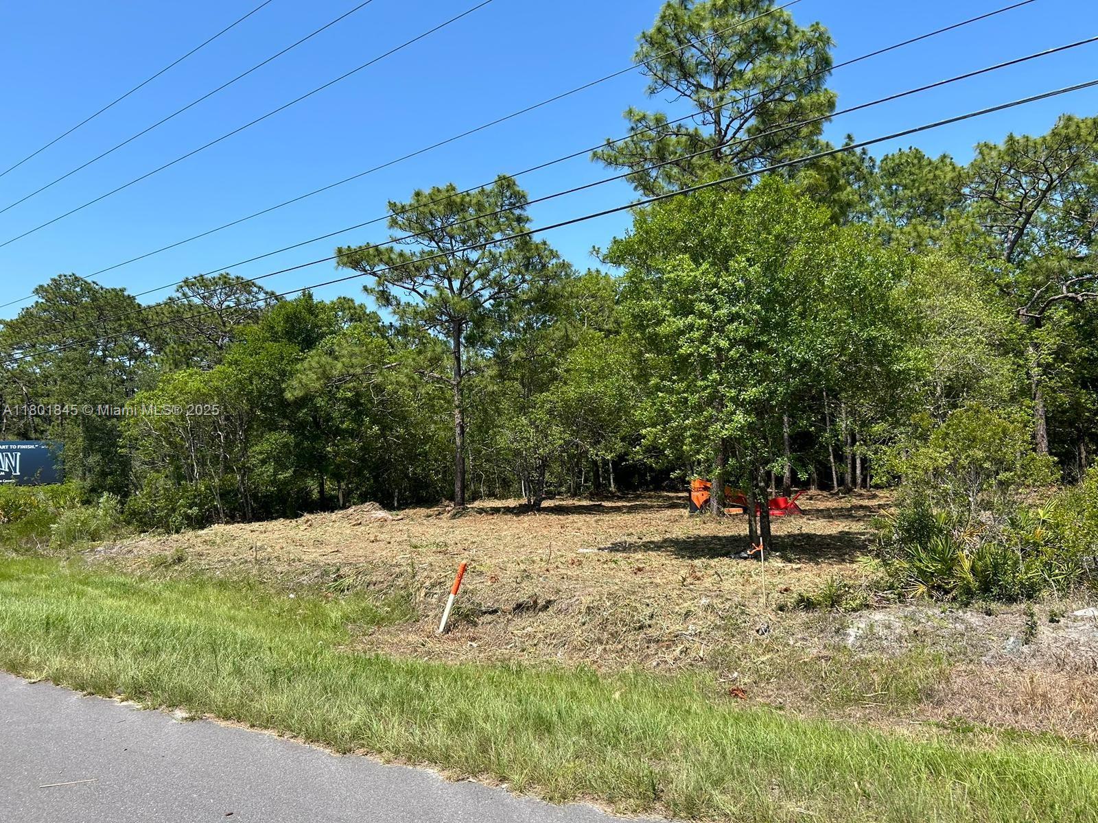 See details / sq. ft. $ 2025-10-29 0 Photo