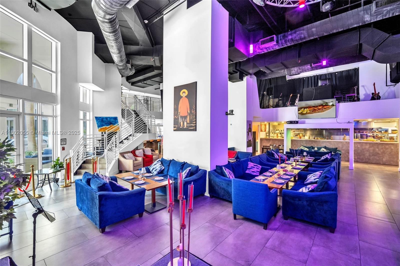   /   sq. ft. $ 2025-10-01 0 foto