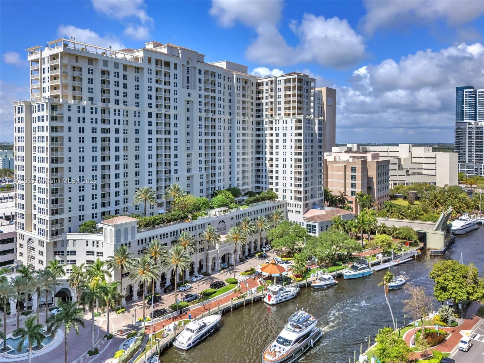   /   sq. ft. $ 2025-10-01 0 foto