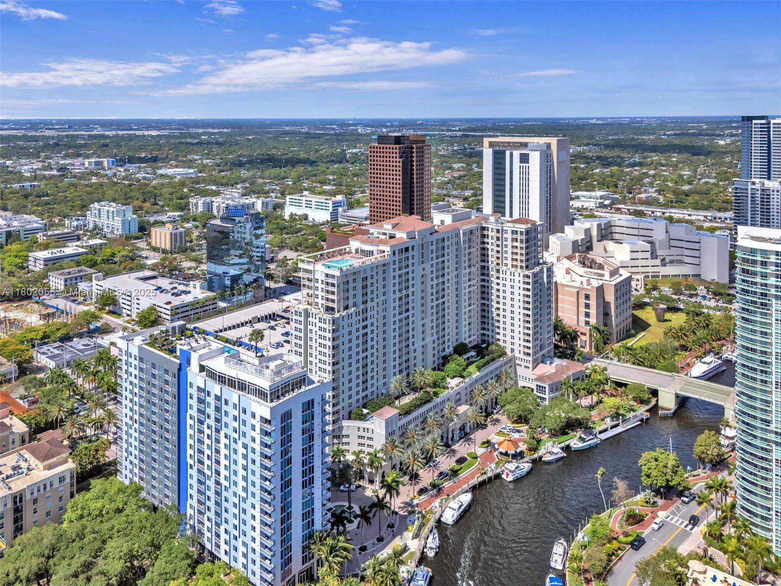   /   sq. ft. $ 2025-10-01 0 foto