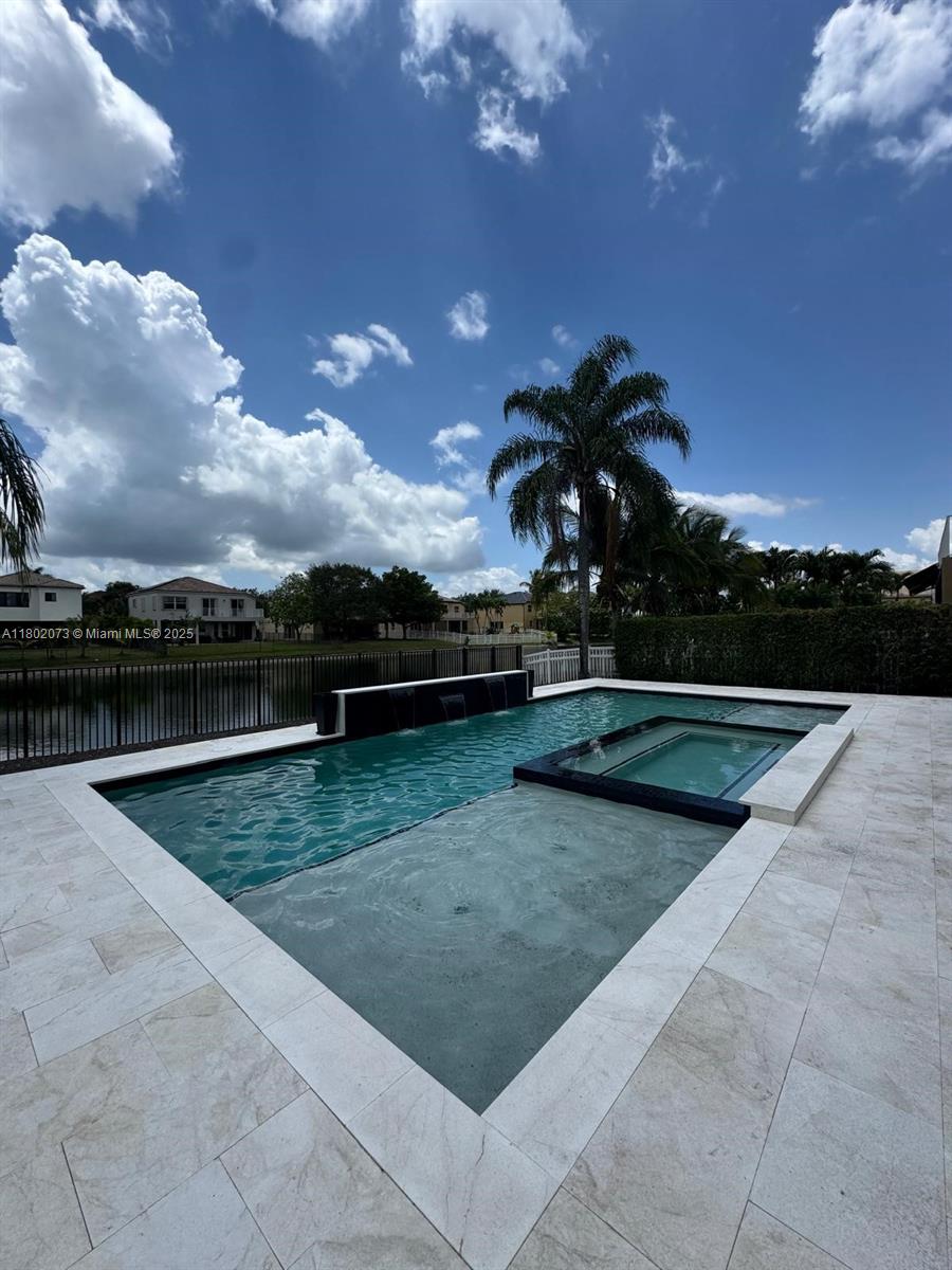 See details / sq. ft. $ 2025-05-13 0 Photo