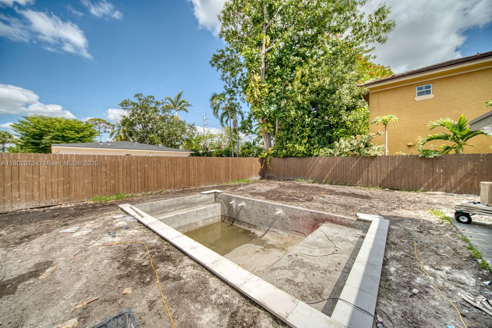 See details / sq. ft. $ 2025-05-13 0 Photo