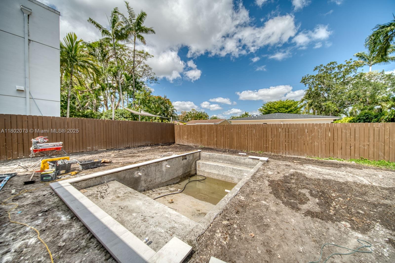 See details / sq. ft. $ 2025-05-13 0 Photo