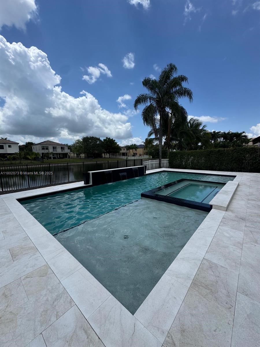 See details / sq. ft. $ 2025-05-13 0 Photo