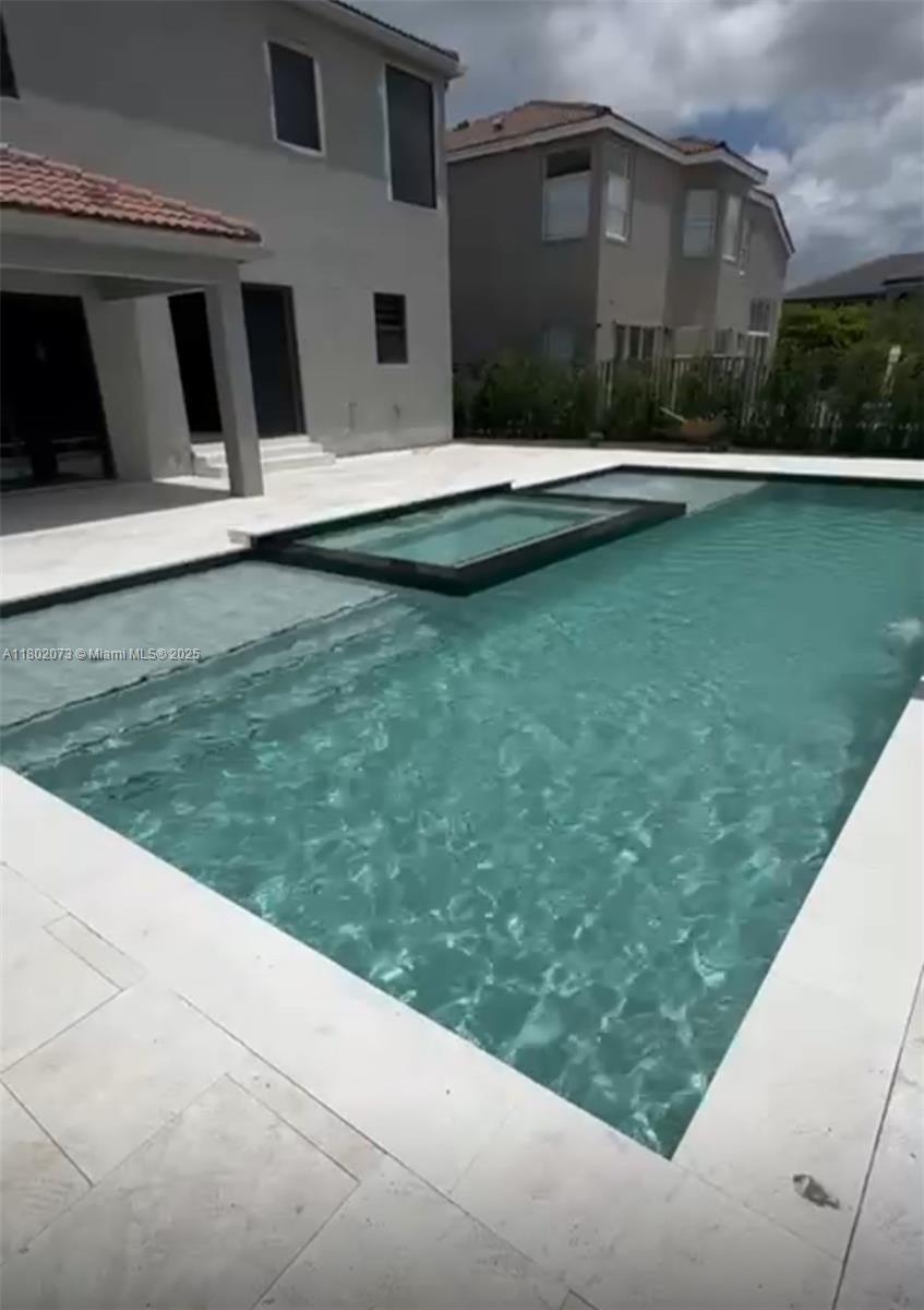 See details / sq. ft. $ 2025-05-13 0 Photo