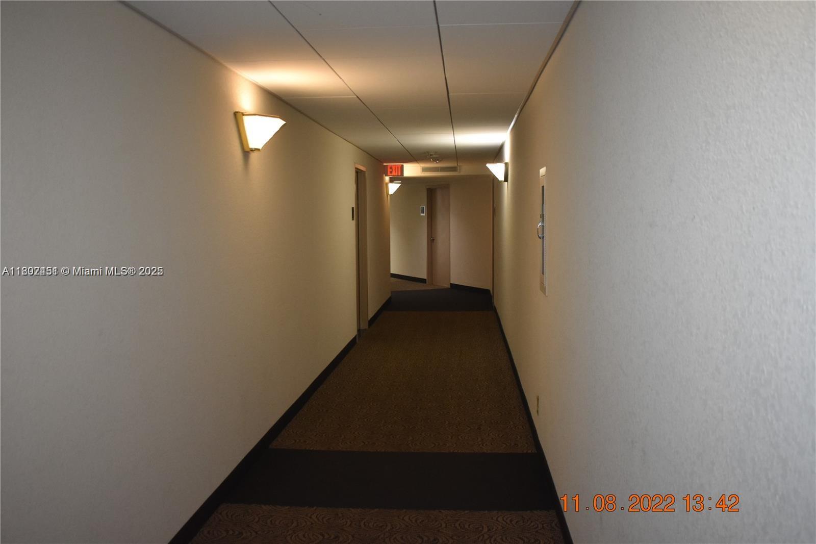 309 1 / 2 991 sq. ft. $ 2025-05-13 0 foto