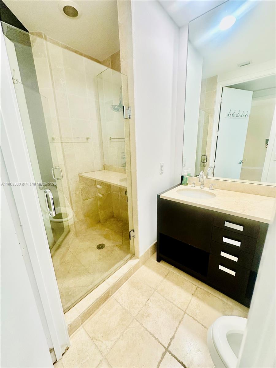 4808 2 / 3 1570 sq. ft. $ 2025-05-14 0 foto