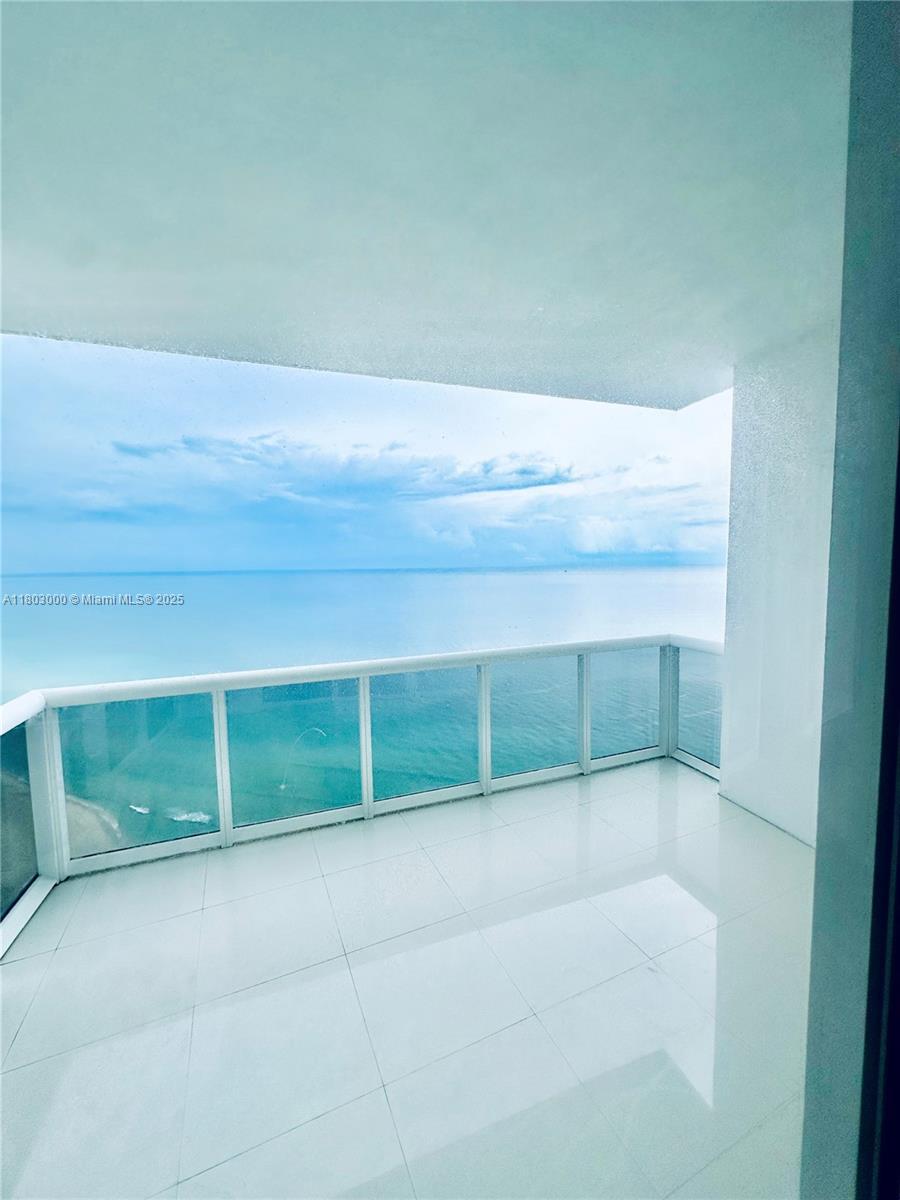 4808 2 / 3 1570 sq. ft. $ 2025-05-14 0 foto