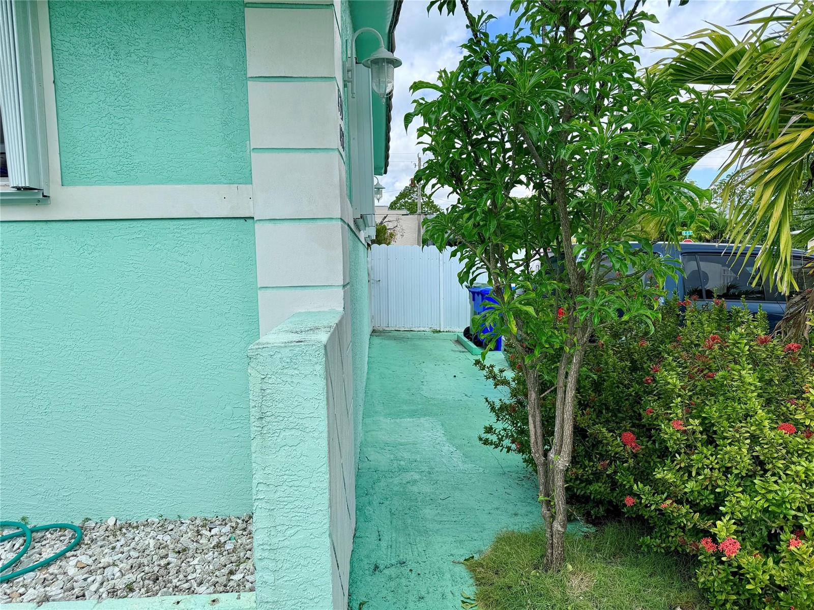   / 0 2273 sq. ft. $ 2026-05-29 0 foto