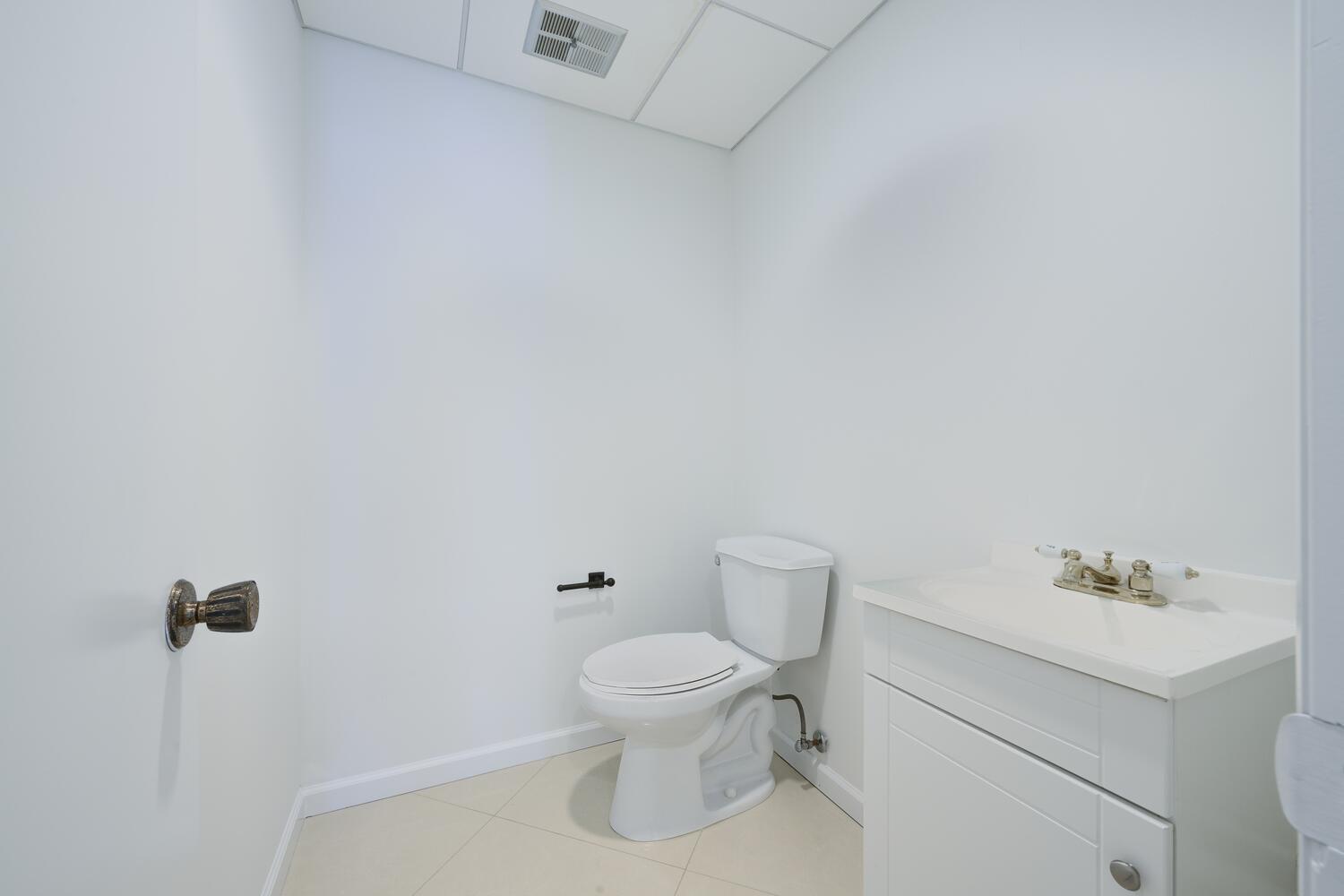 Ver detalles 116-117 / 2 sq. ft. $ 2026-06-05 0 foto
