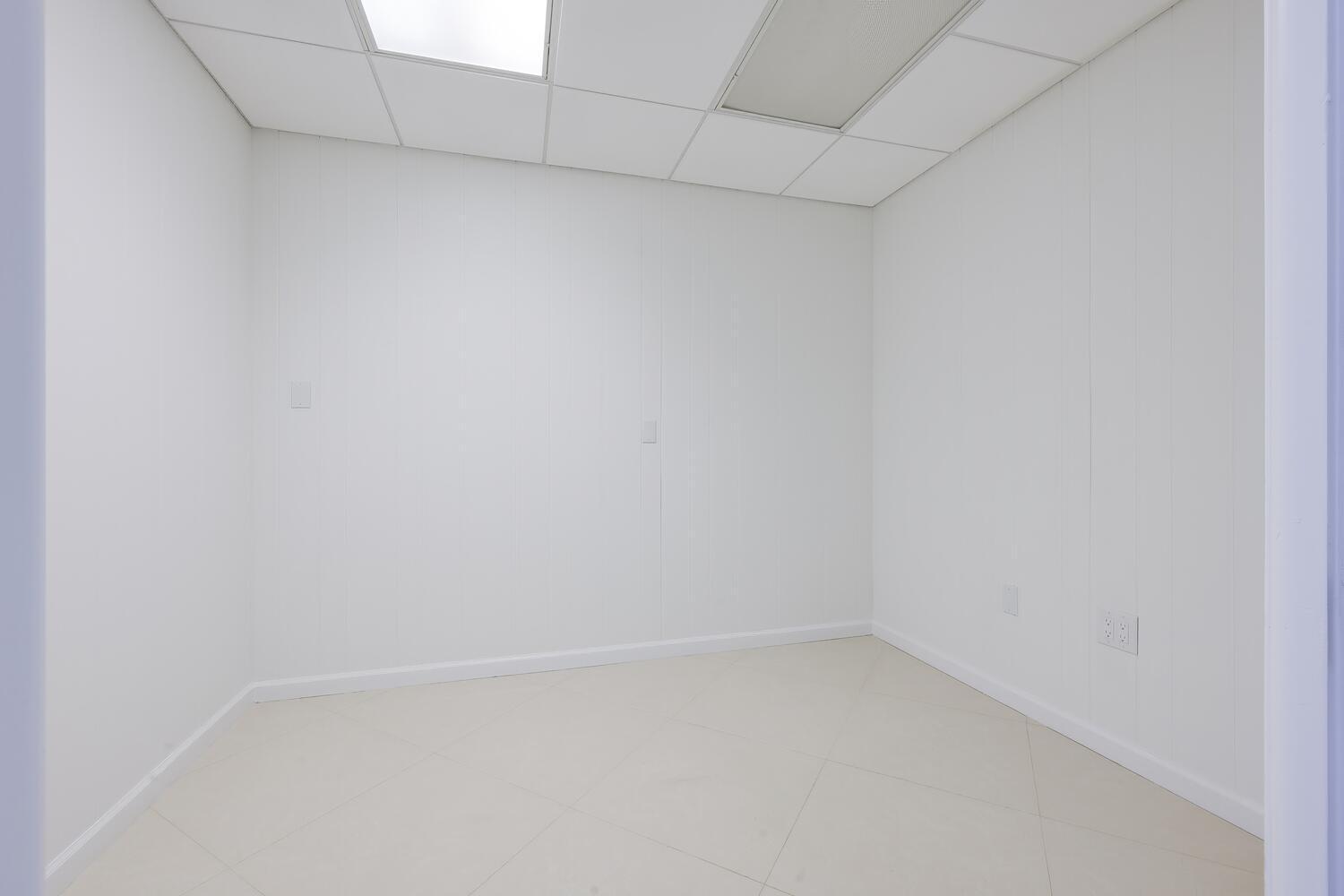 Ver detalles 116-117 / 2 sq. ft. $ 2026-06-05 0 foto