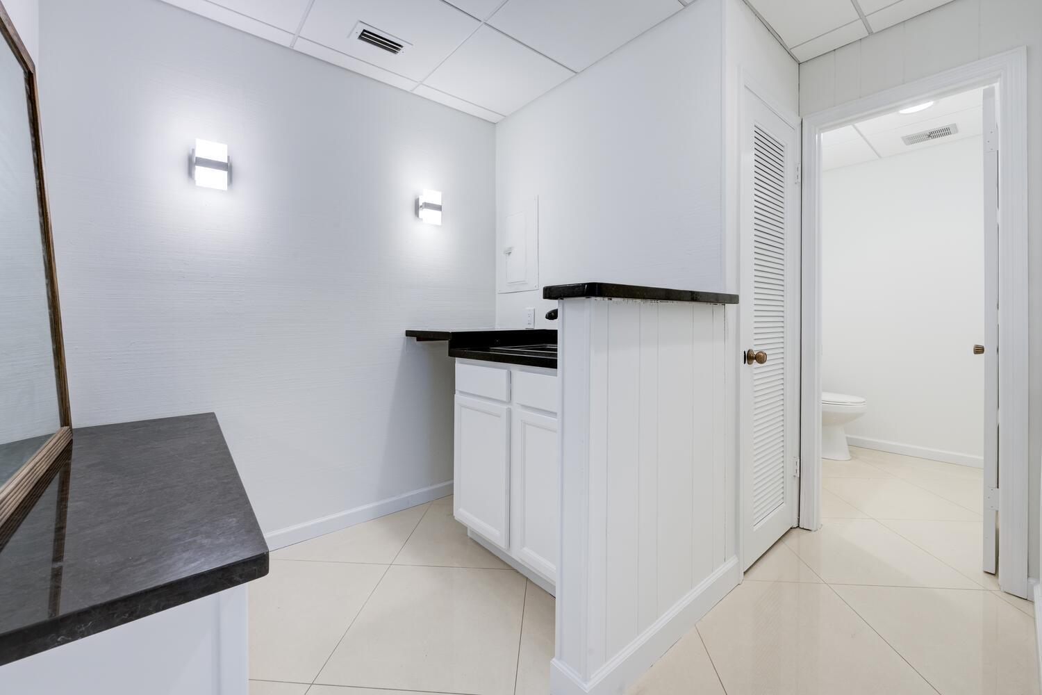 Ver detalles 116-117 / 2 sq. ft. $ 2026-06-05 0 foto