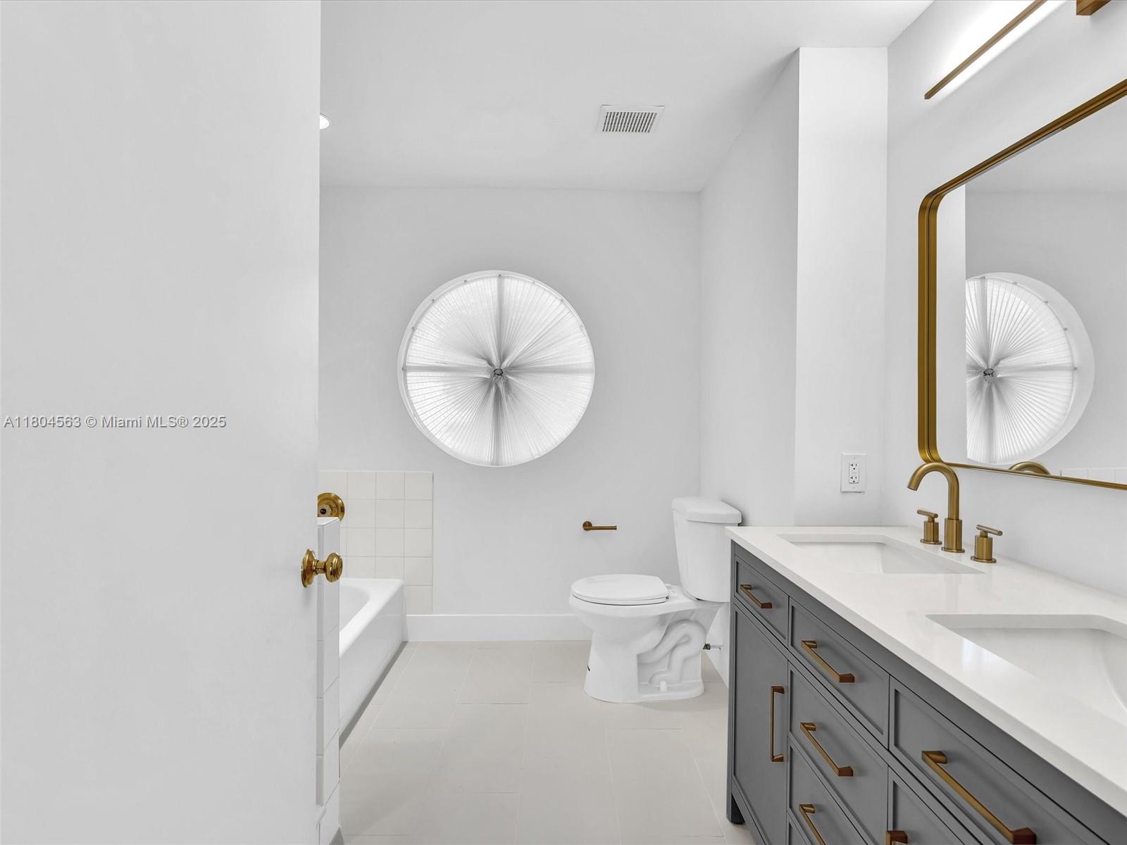 Photo of 3772 207th Ter  (3772), Aventura, Florida, 33180 -