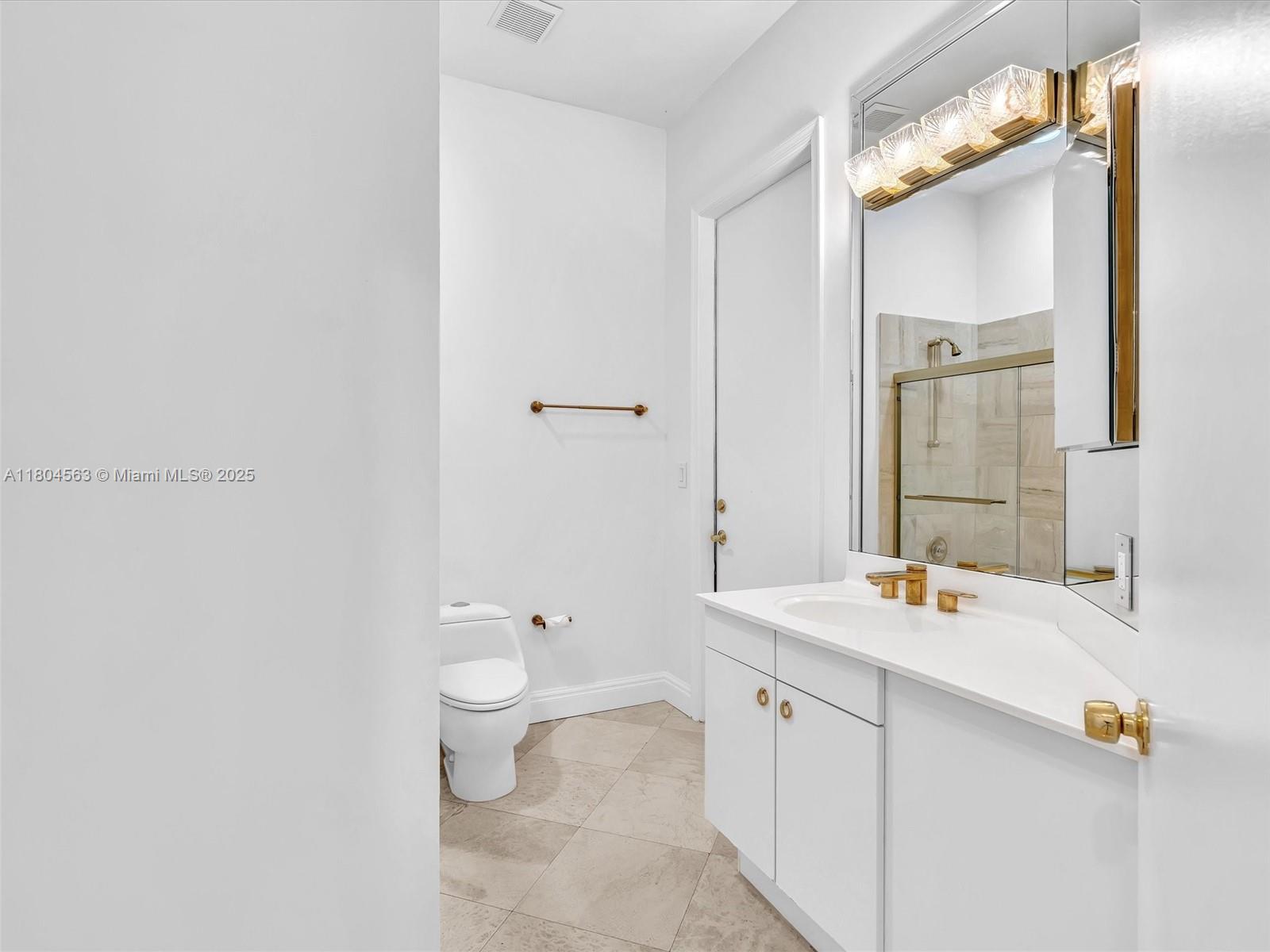 Photo of 3772 207th Ter  (3772), Aventura, Florida, 33180 -