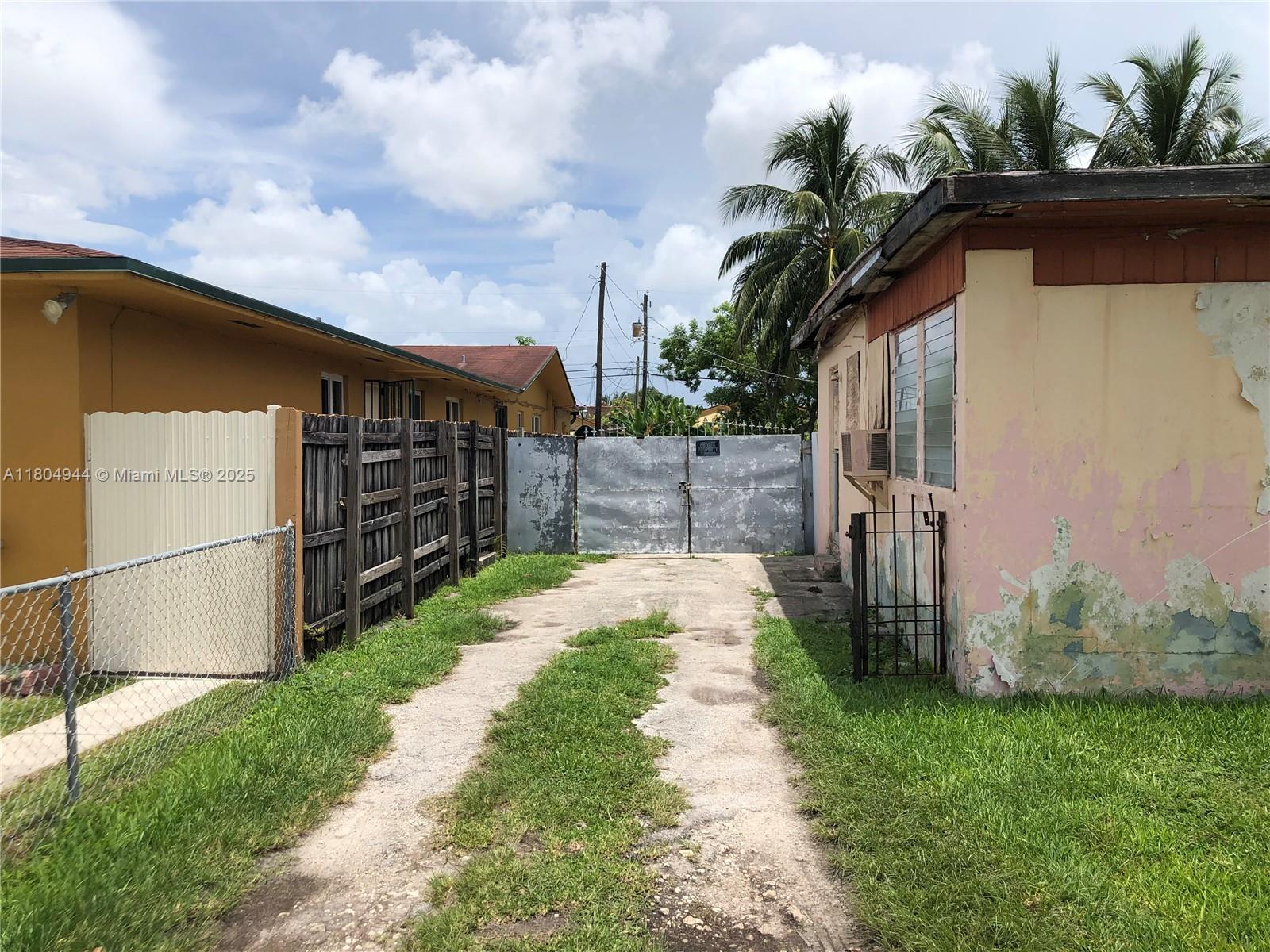   /  1296 sq. ft. $ 2025-08-05 0 Photo