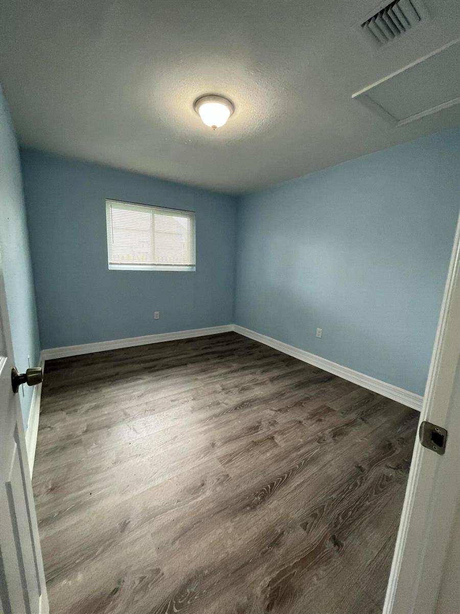 See details 1-5 / 5 sq. ft. $ 2026-01-28 0 Photo
