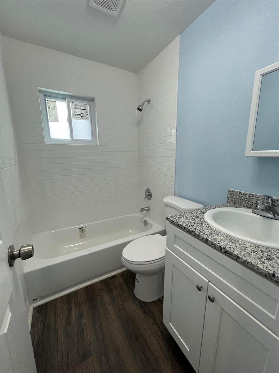 See details 1-5 / 5 sq. ft. $ 2026-01-28 0 Photo