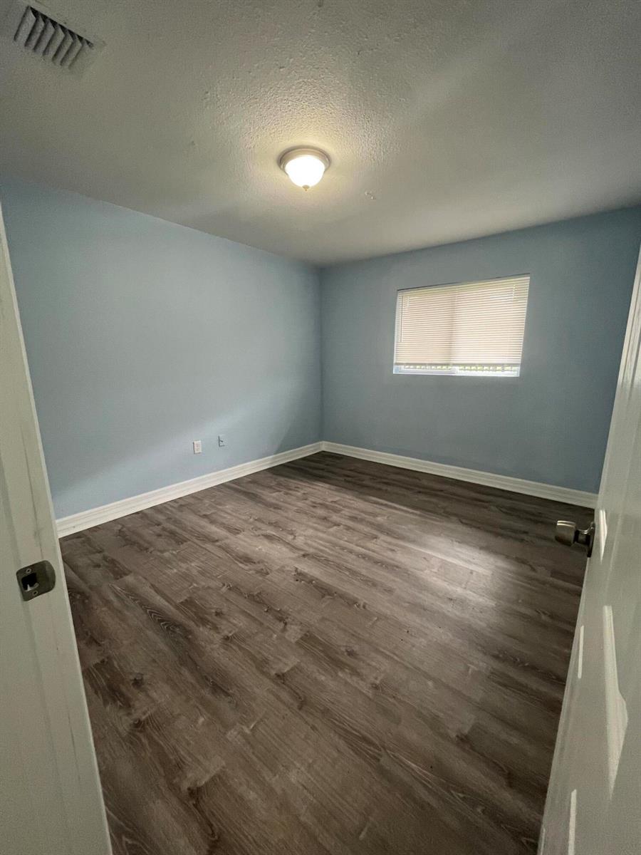 See details 1-5 / 5 sq. ft. $ 2026-01-28 0 Photo
