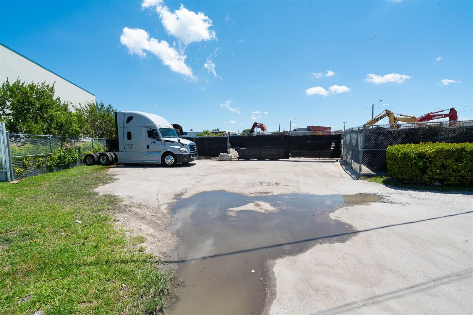 See details / 0 sq. ft. $ 2026-01-06 0 Photo