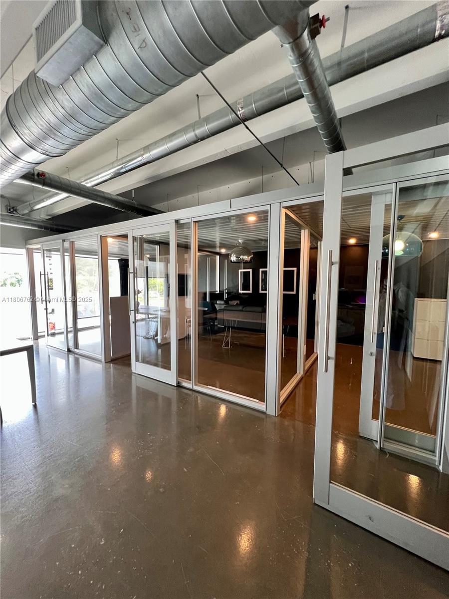 See details / sq. ft. $ 2025-05-20 0 Photo