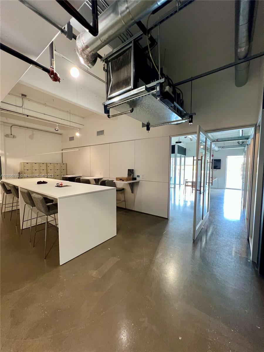 See details / sq. ft. $ 2025-05-20 0 Photo