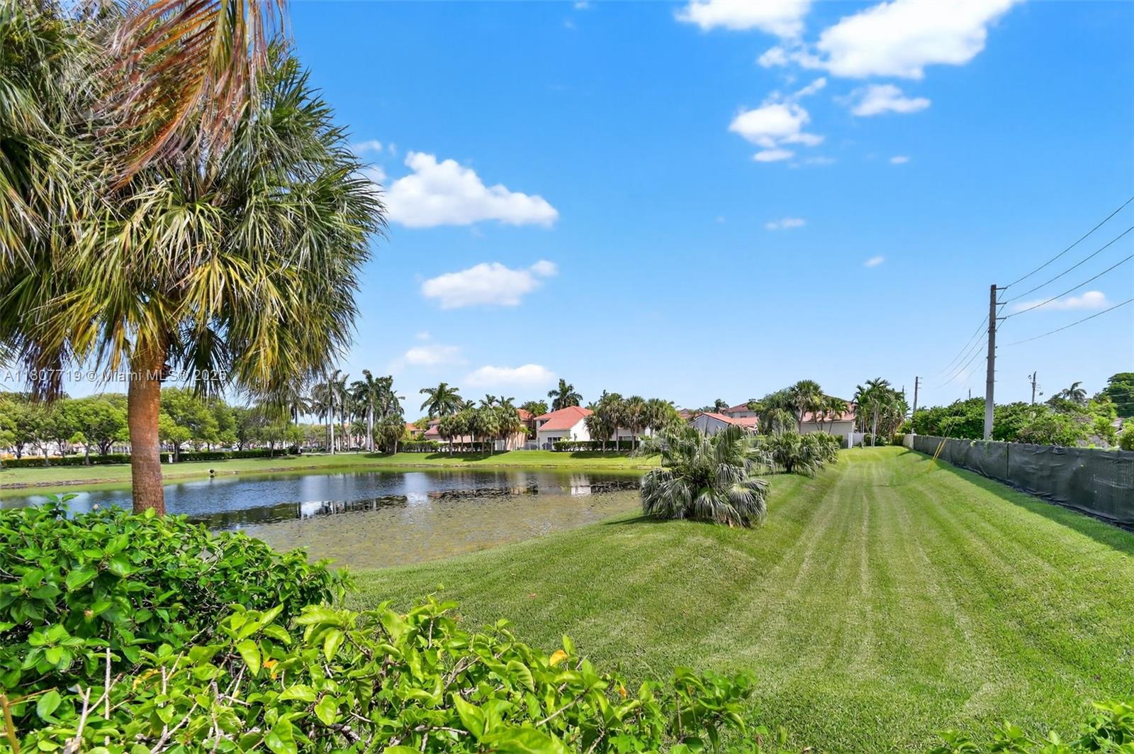 Photo of 1150 Queen Palm Ct  (1150), Hollywood, Florida, 33019 - 
