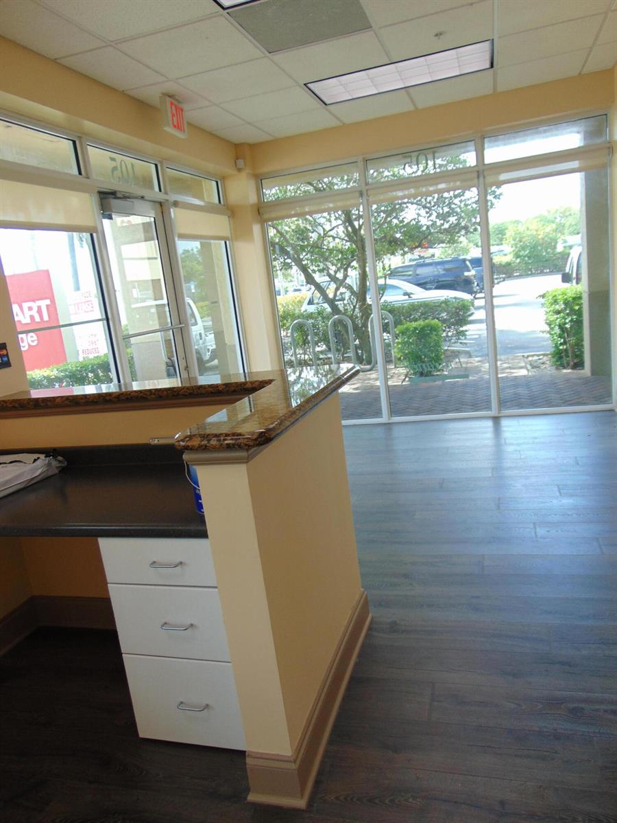 105  / 2  sq. ft. $ 2026-03-27 0 Photo
