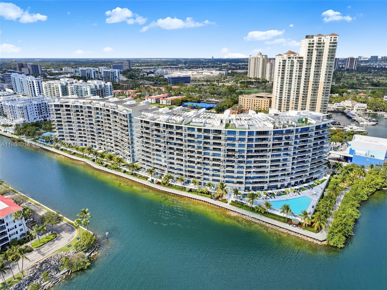 Photo of 3250 188th St  #906, Aventura, Florida, 33180 - 