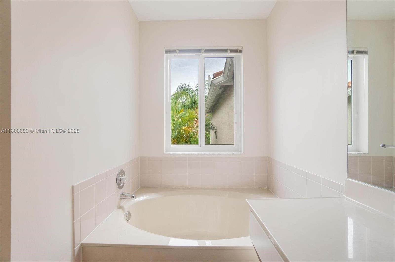 Photo of 1270 Weeping Willow Way  (1270), Hollywood, Florida, 33019 - 