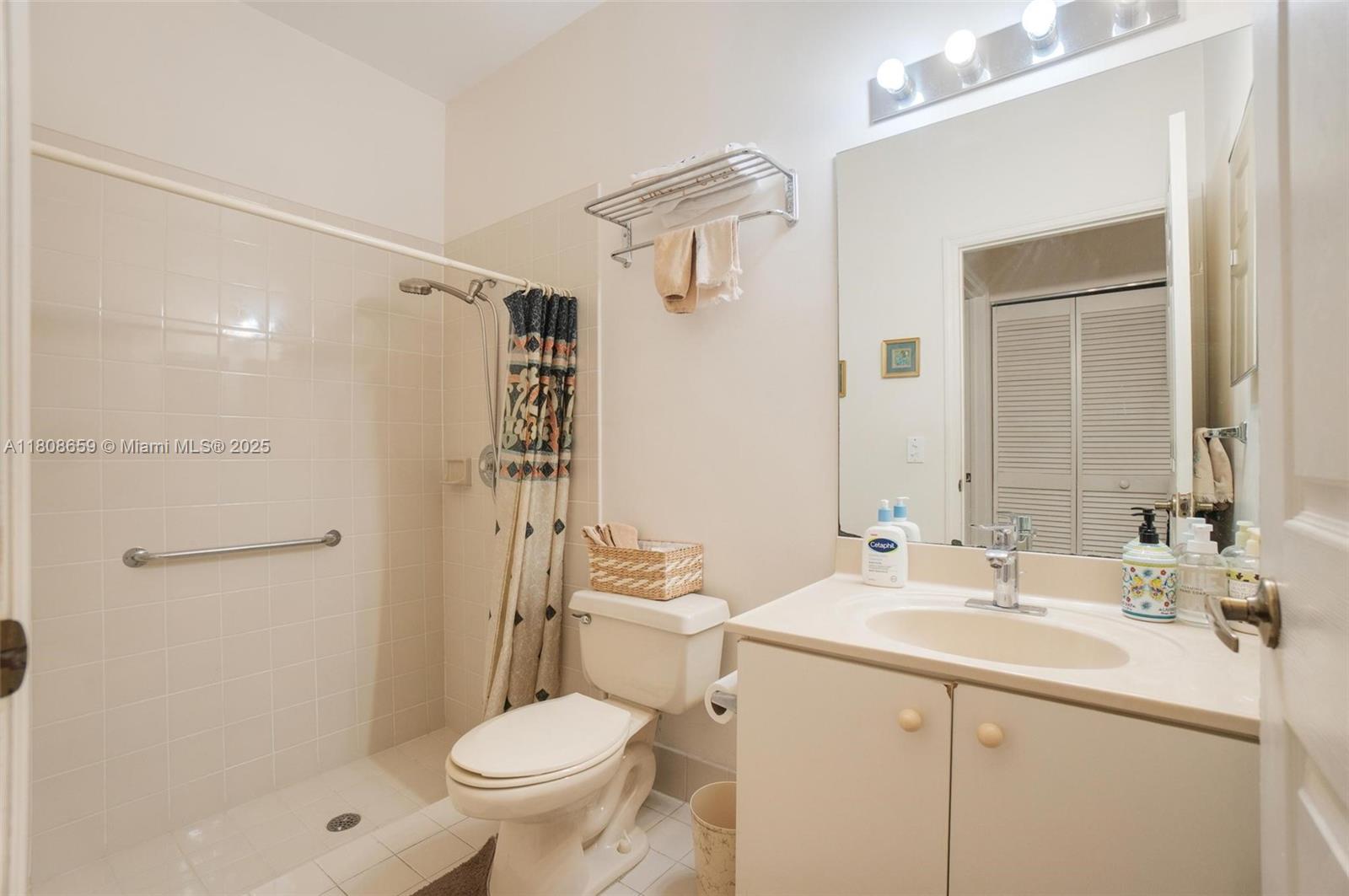 Photo of 1270 Weeping Willow Way  (1270), Hollywood, Florida, 33019 - 